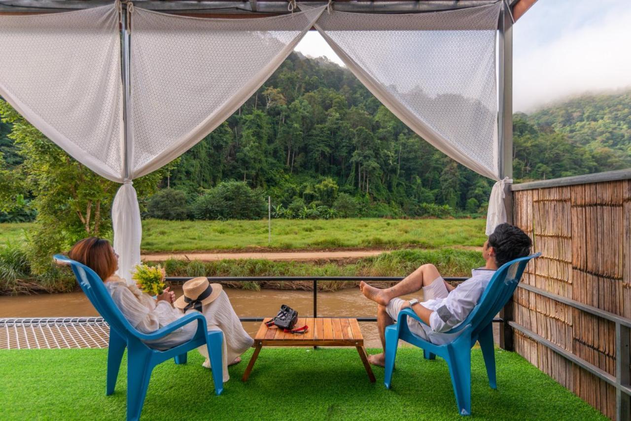 เนเจอร์วัลเล่ย์แคมป์ Luxury tent Pang Mapha