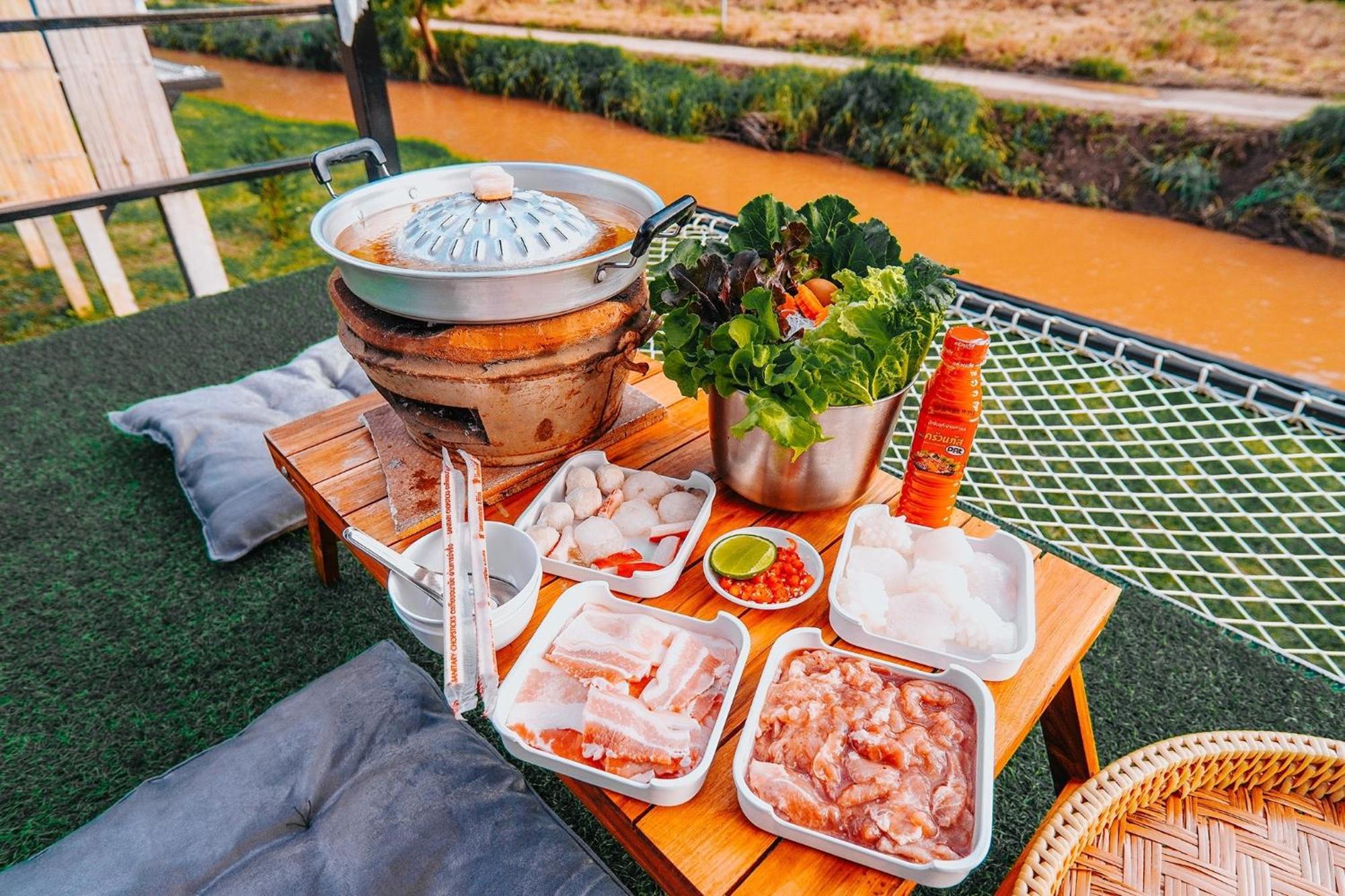 Luxury tent เนเจอร์วัลเล่ย์แคมป์